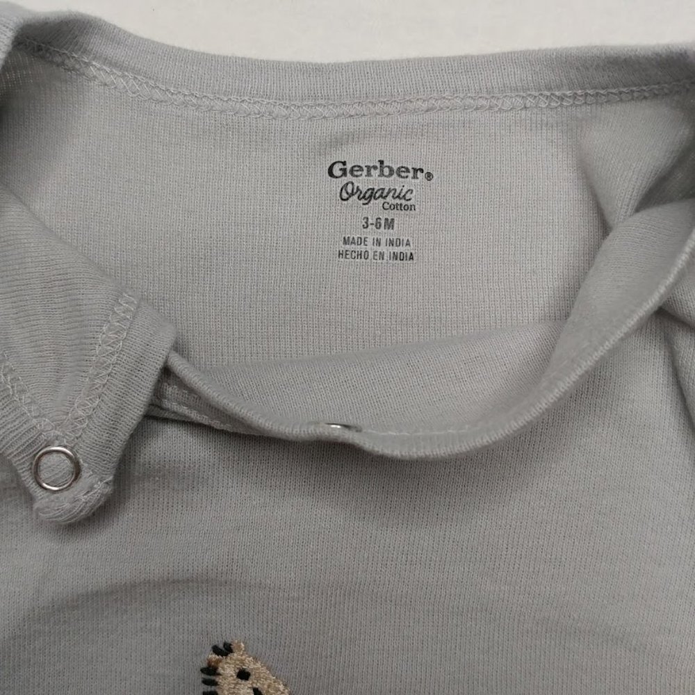 Gerber Organic "Wild about Mommy" Safari Outfit - Picture 5 of 7